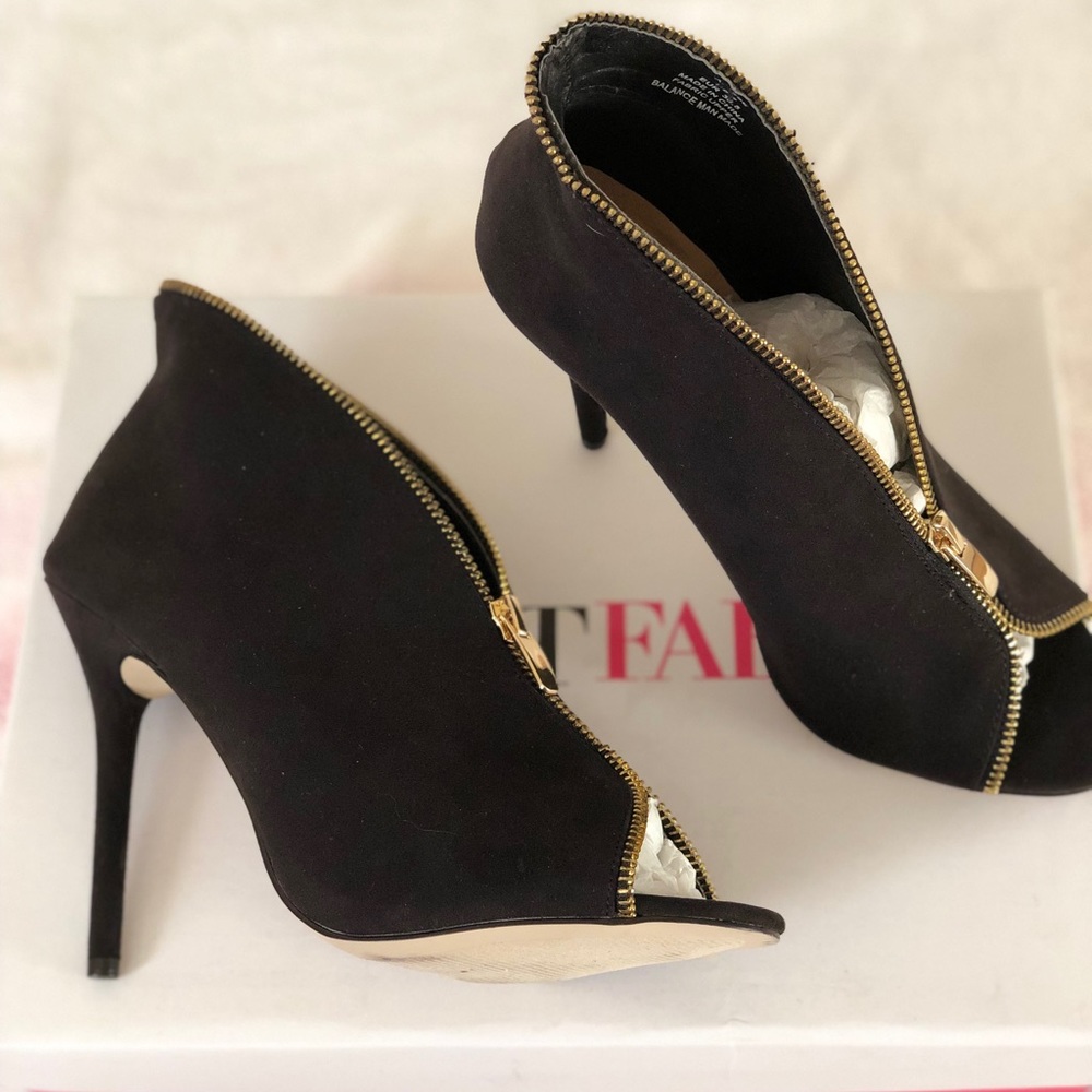 BLACK Zipper Heels